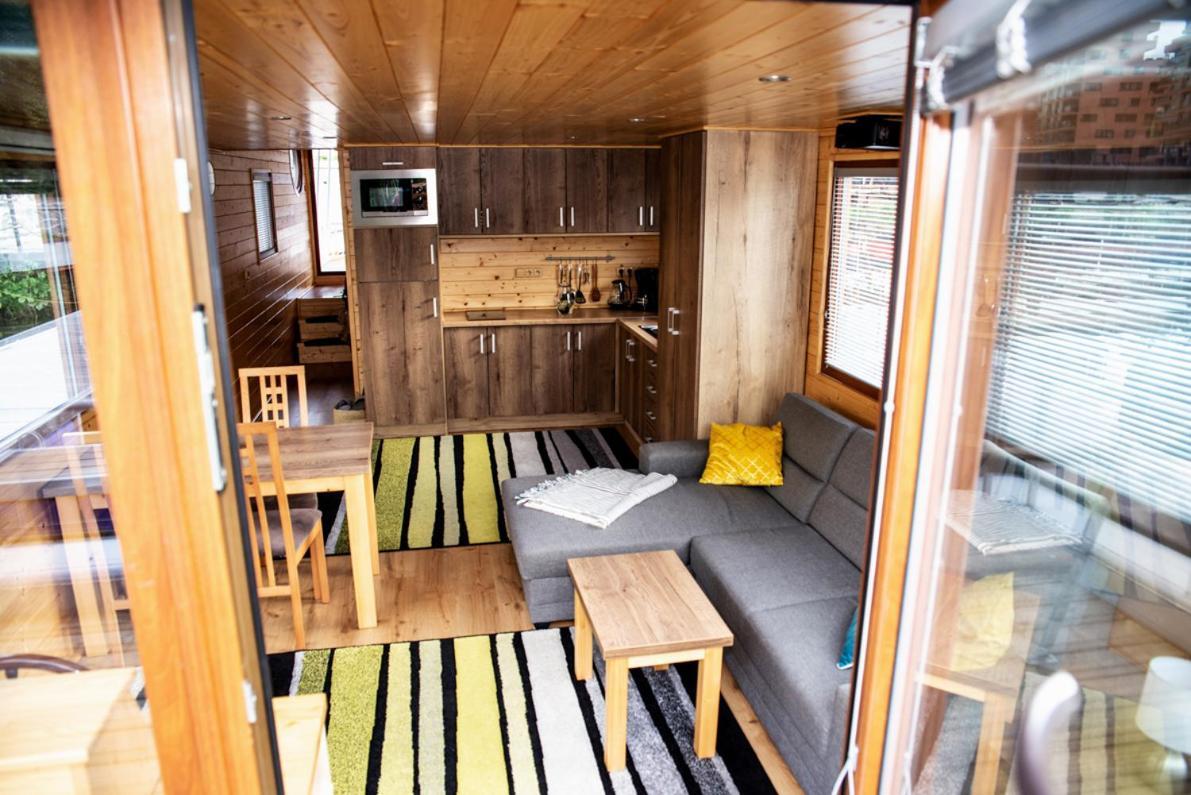 Houseboat Bonanza Prague Otel Dış mekan fotoğraf